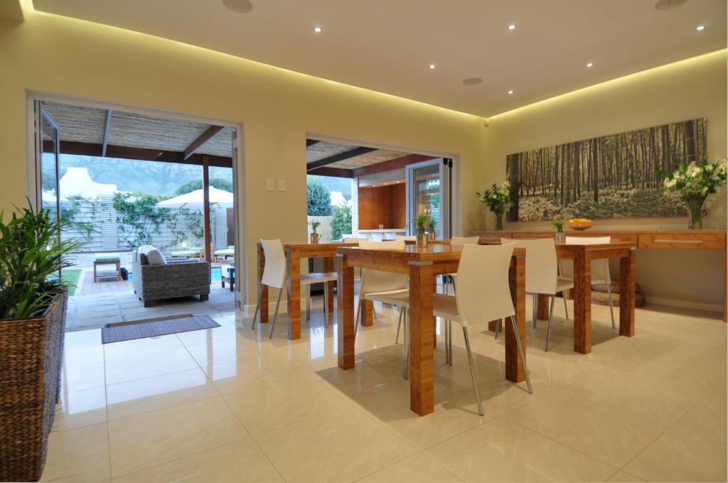 Bamboo Guest House Hermanus Exterior photo