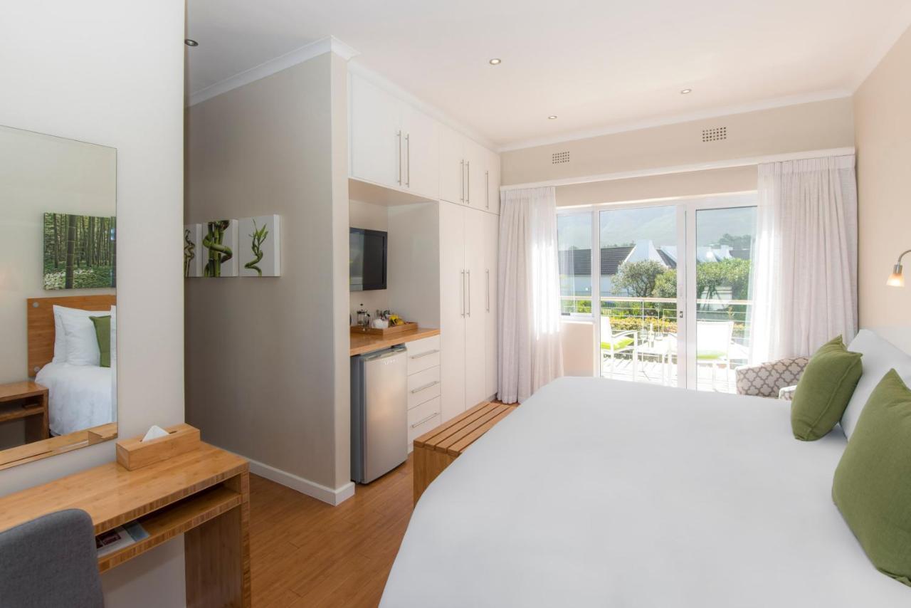 Bamboo Guest House Hermanus Exterior photo