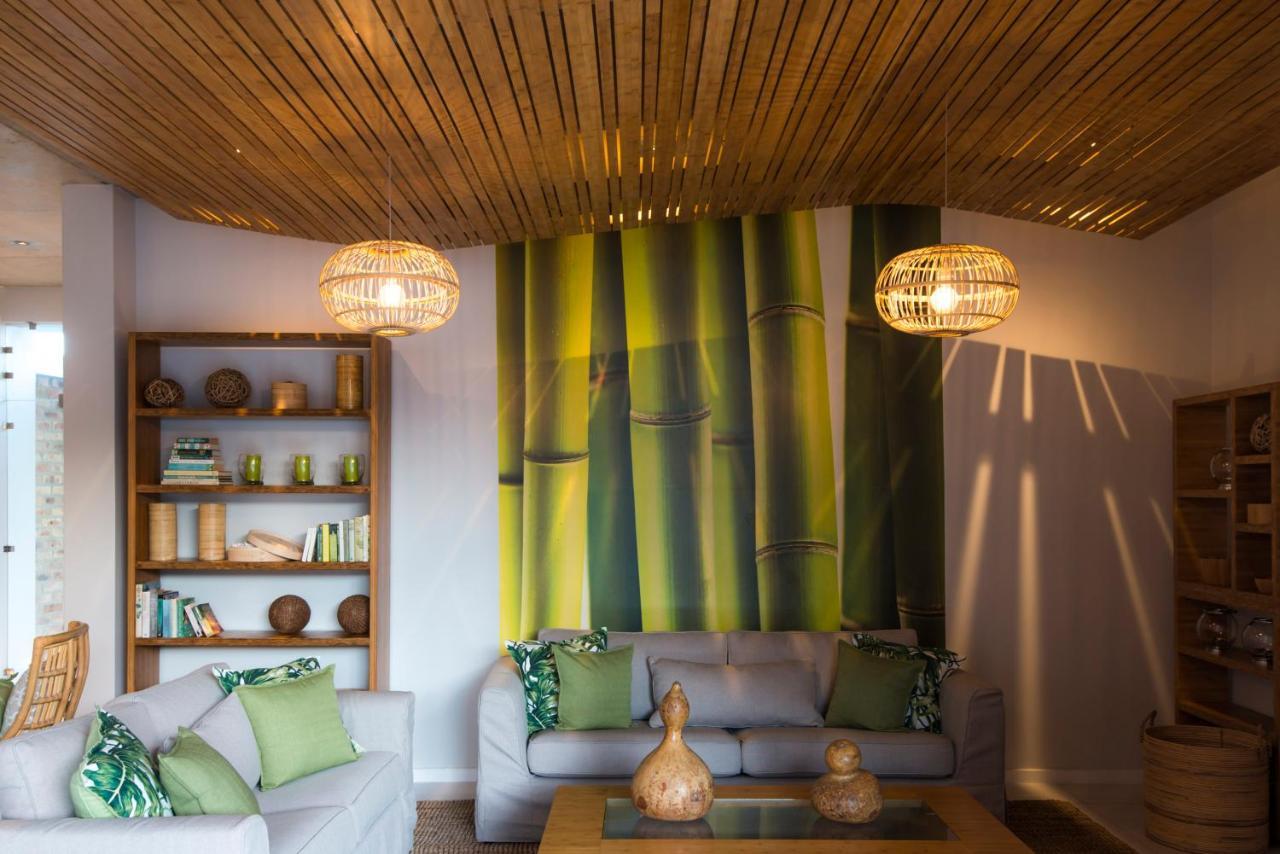 Bamboo Guest House Hermanus Exterior photo