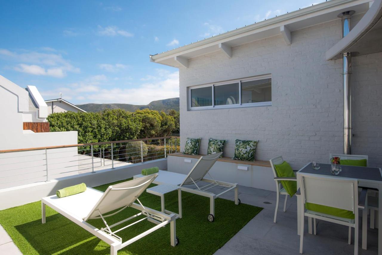 Bamboo Guest House Hermanus Exterior photo
