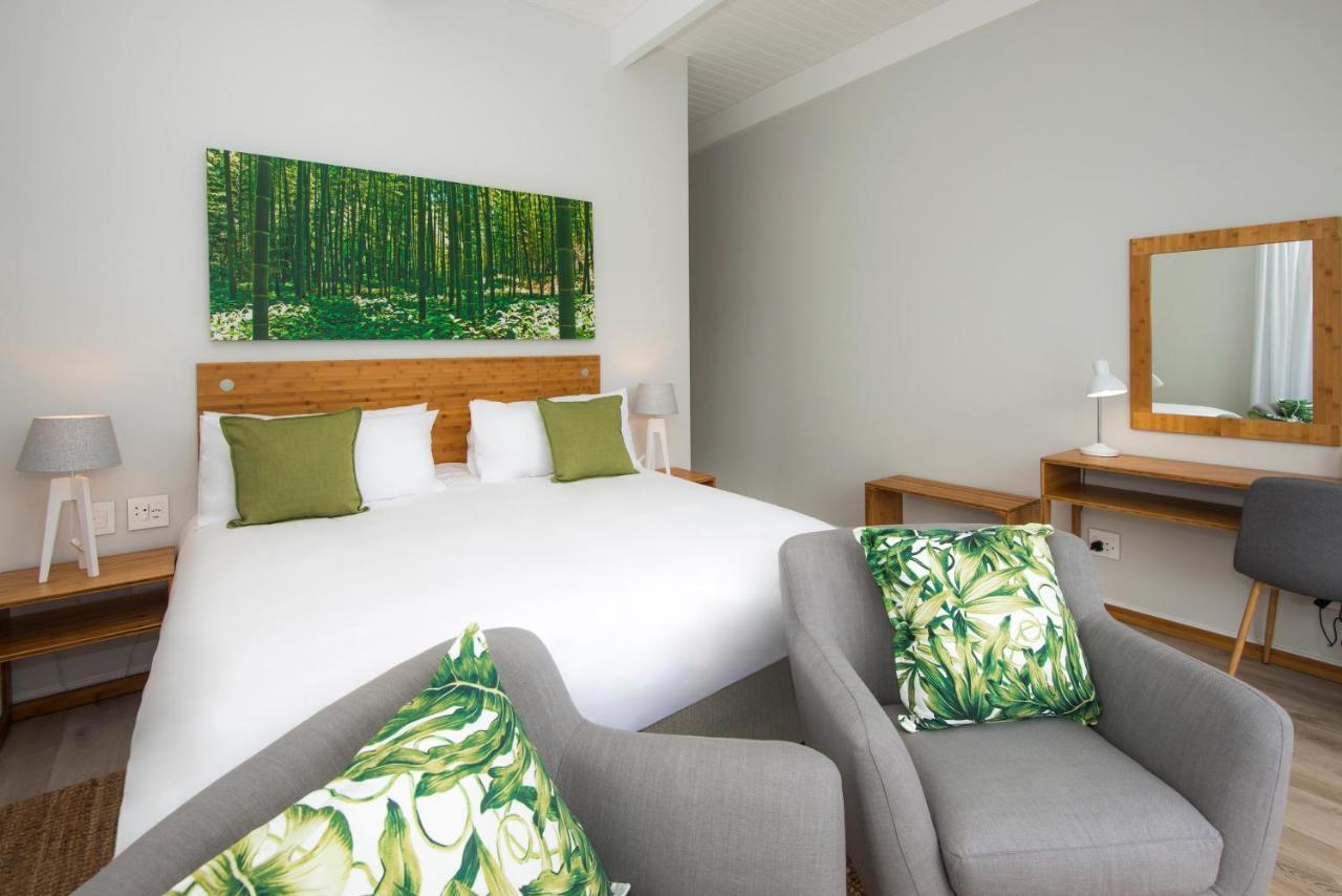 Bamboo Guest House Hermanus Exterior photo