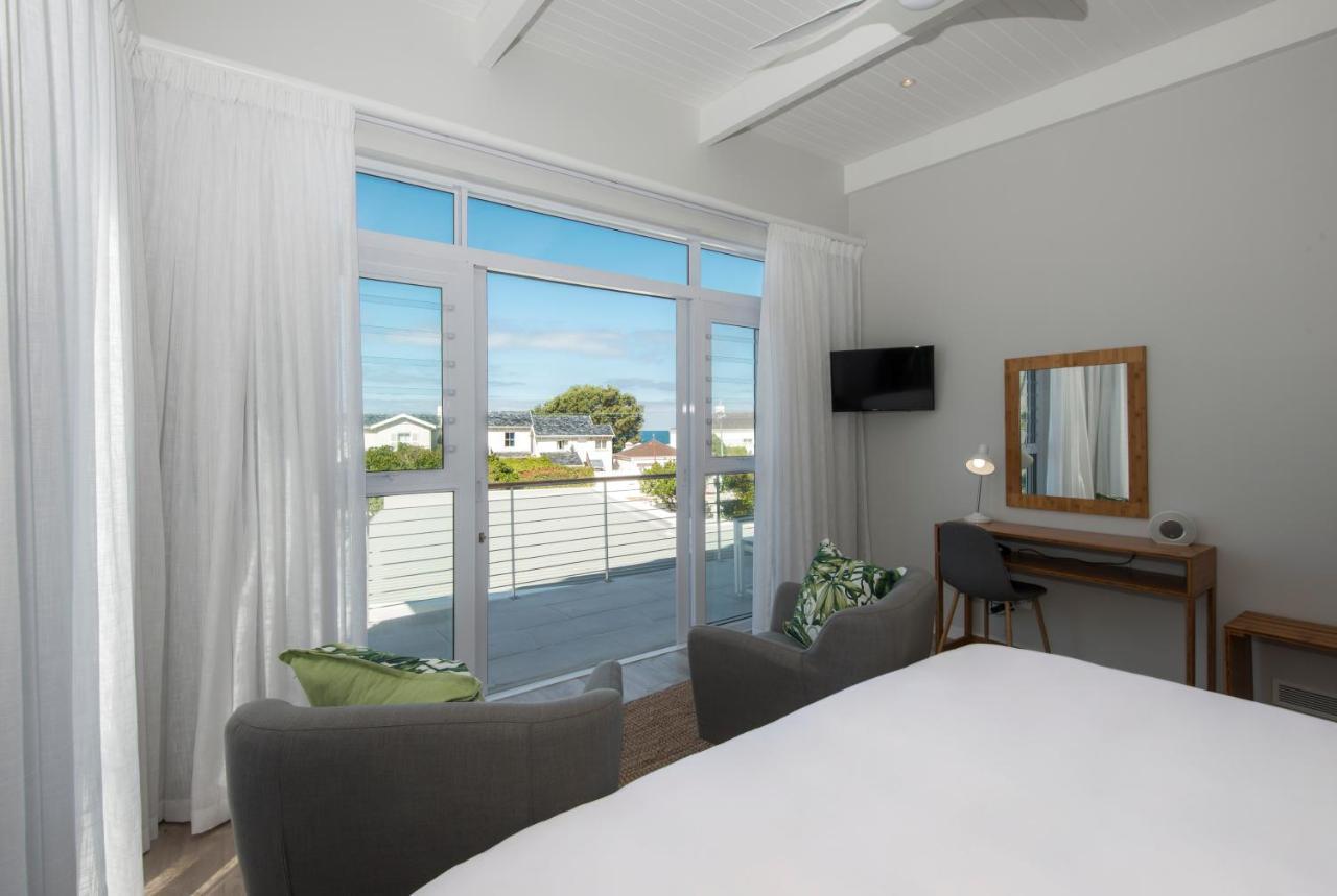 Bamboo Guest House Hermanus Exterior photo